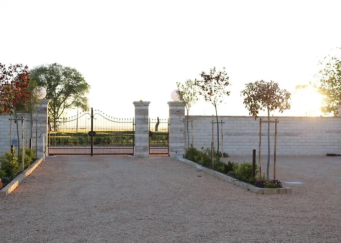 Novantasei Nocleg ze śniadaniem *