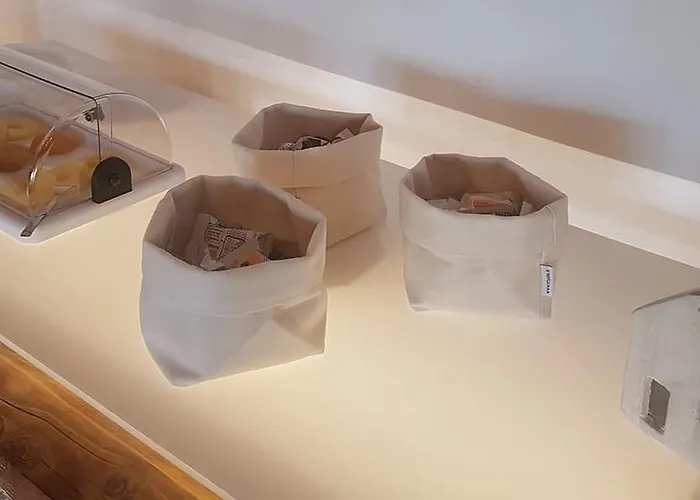 Novantasei Nocleg ze śniadaniem *